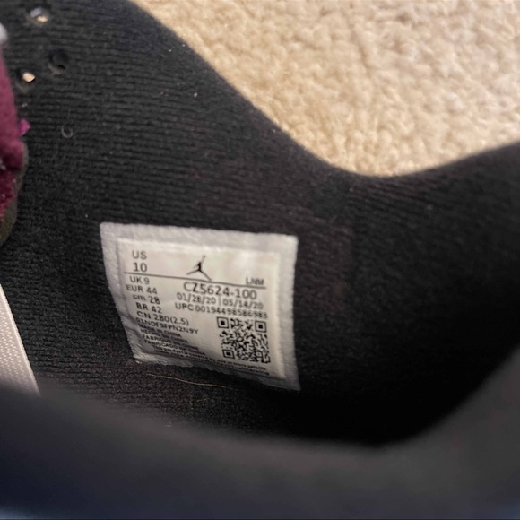 Size 10 - Jordan 4 Paris Saint-Germain Bordeaux - Picture 4 of 8